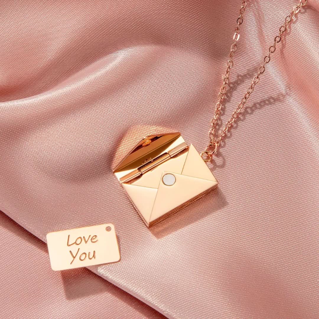 Collana a busta segreta con un messaggio d'amore nascosto 