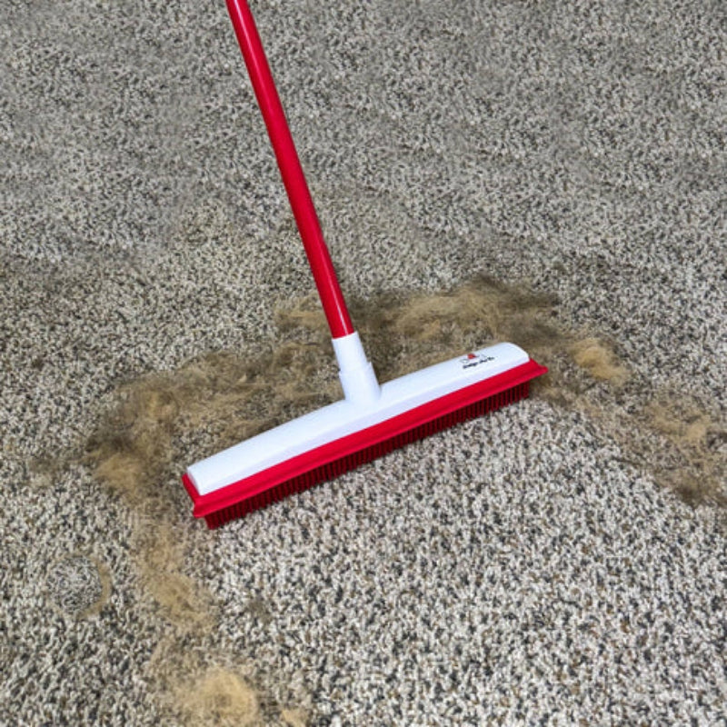 Remove pet hair in a single pass 